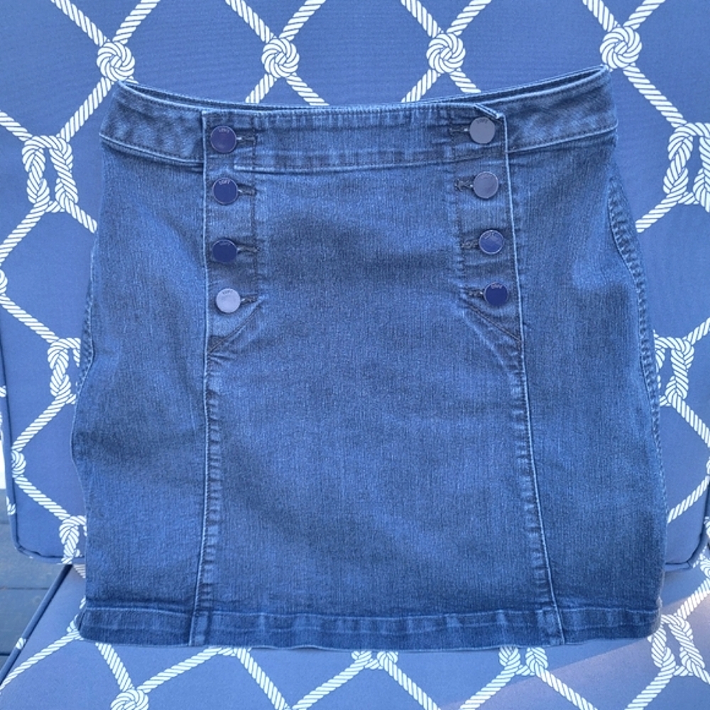 LOFT Jean Mini Skirt Front Sailor Buttons Dark Blue Denim Back Pockets Women's 4